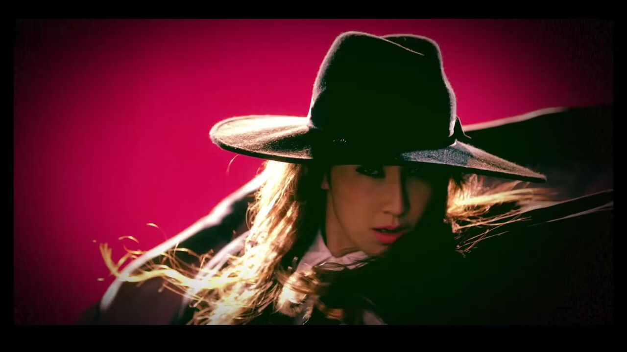 歌名 李玟 - 偷心贼(原版mv)