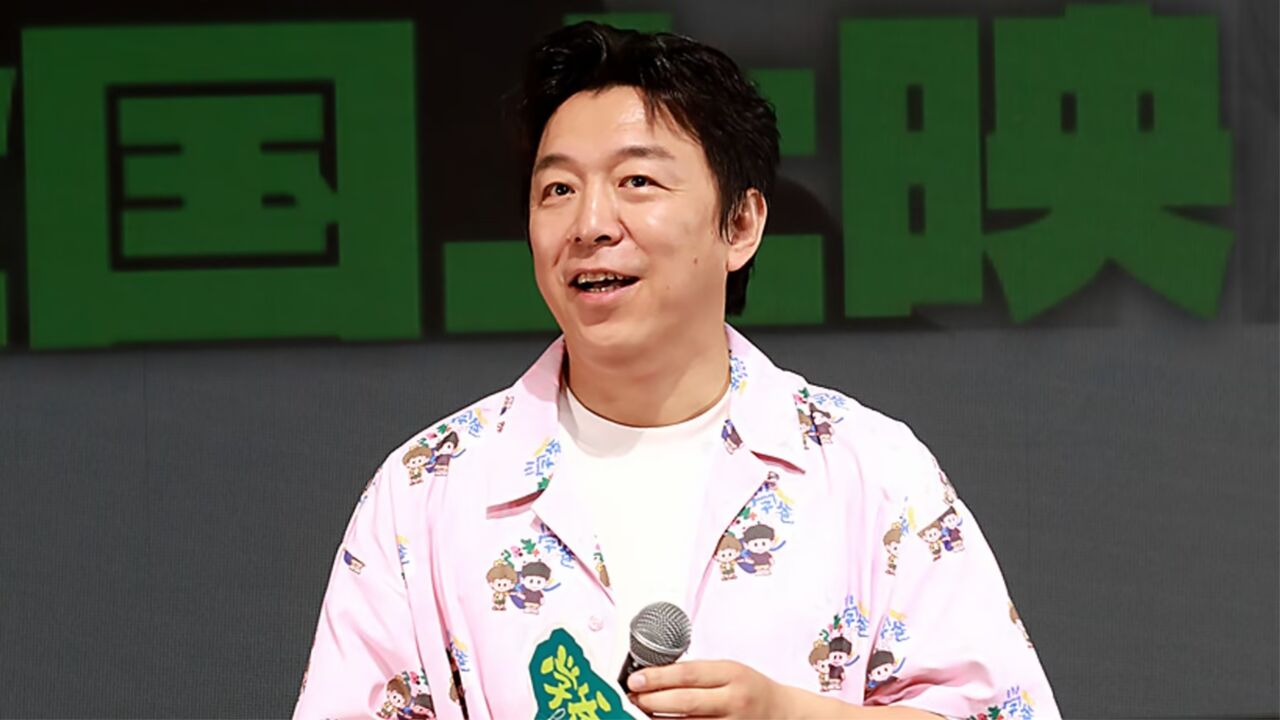 黄渤路演被观众质疑拍烂片,高情商真诚回应:不会一直站在原地