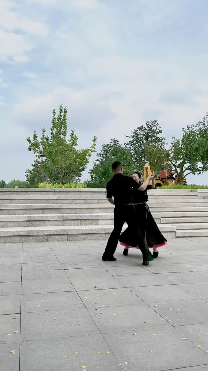 交谊舞伦巴,交谊舞