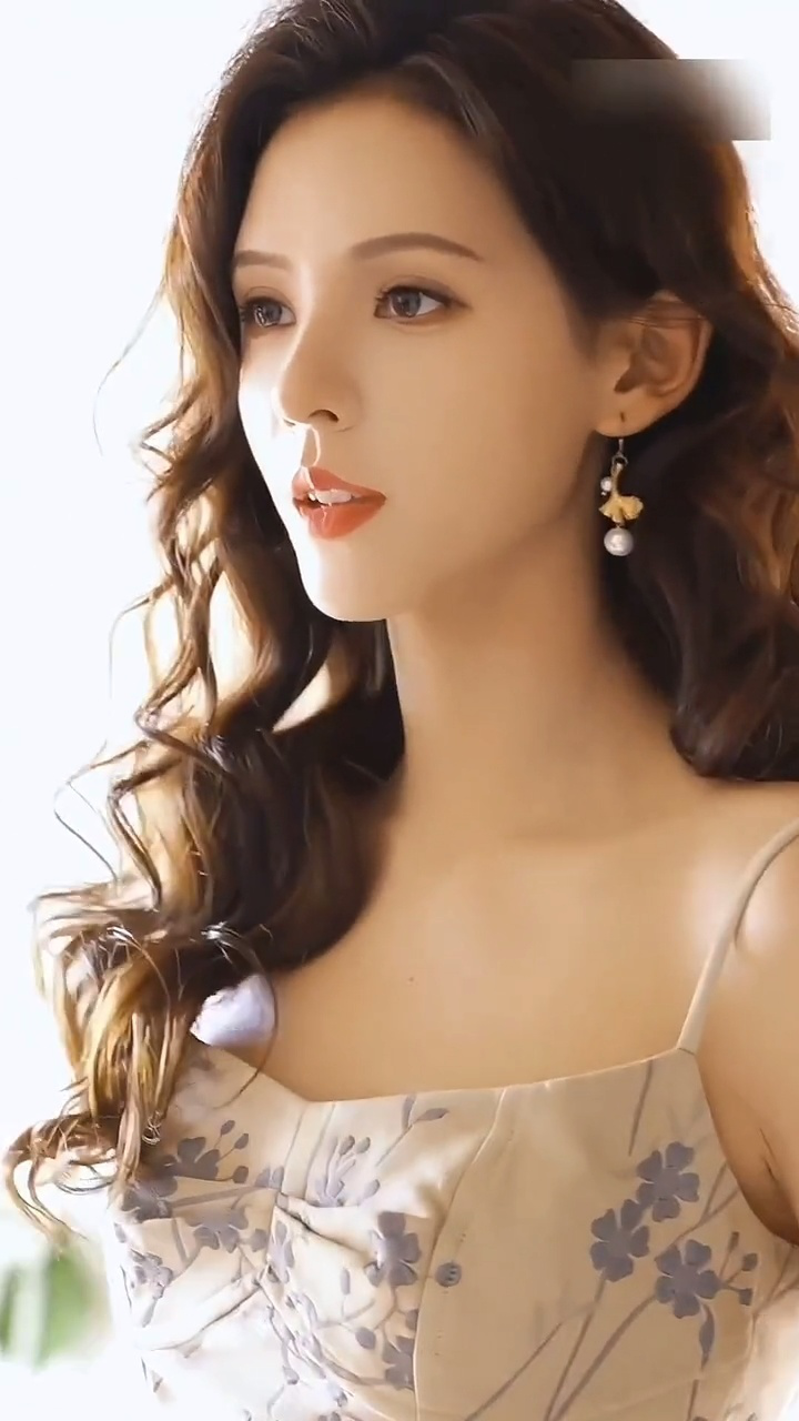 张予曦,1991年1月30日出生于吉林省敦化市,中国内地影视女演员,平面