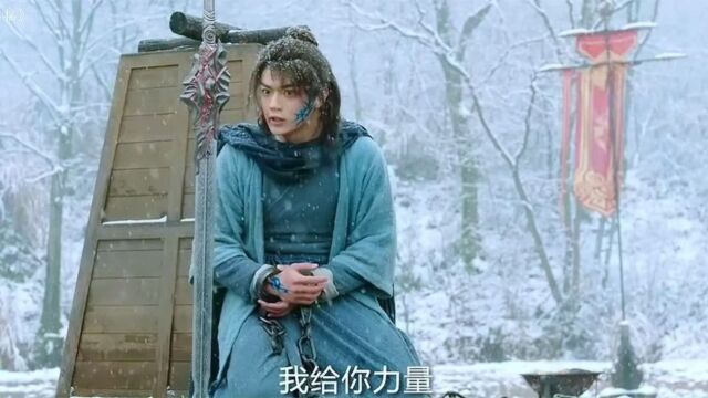 本以为小伙是个乞丐,谁料竟是魔王之子,结局太解气