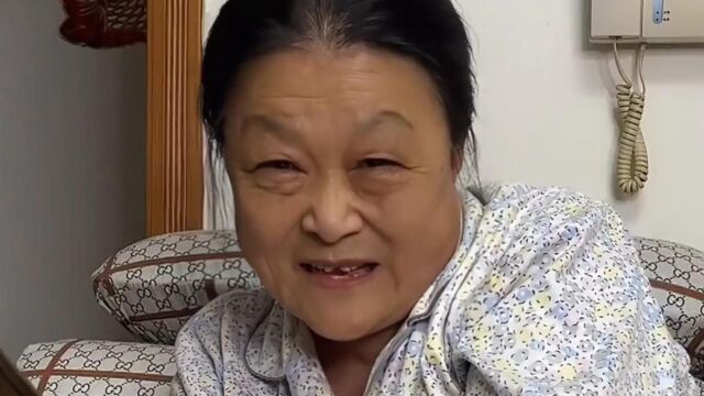 大千世界真奇妙,盲人点灯白费蜡