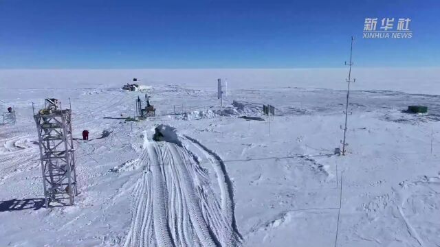 震撼在南极冰盖之巅仰望苍穹