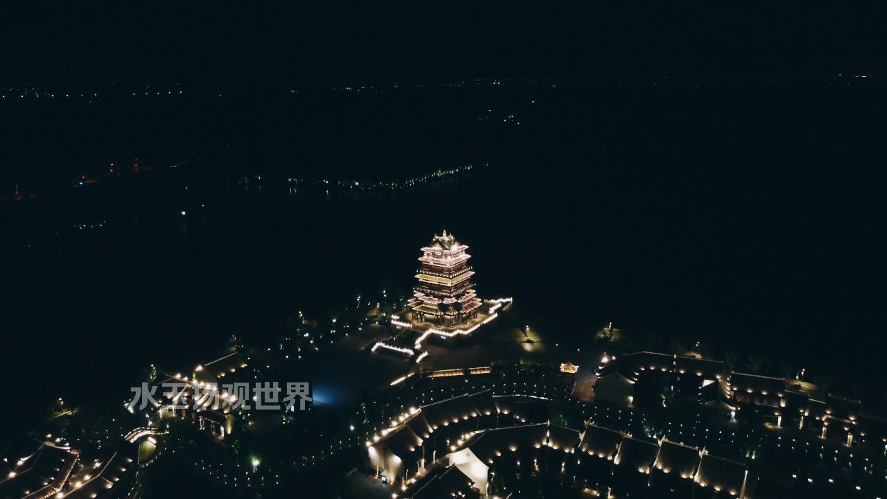 航拍夜幕下的盐城东晋水城,这里一城水色之间,尽是万家幸福灯火