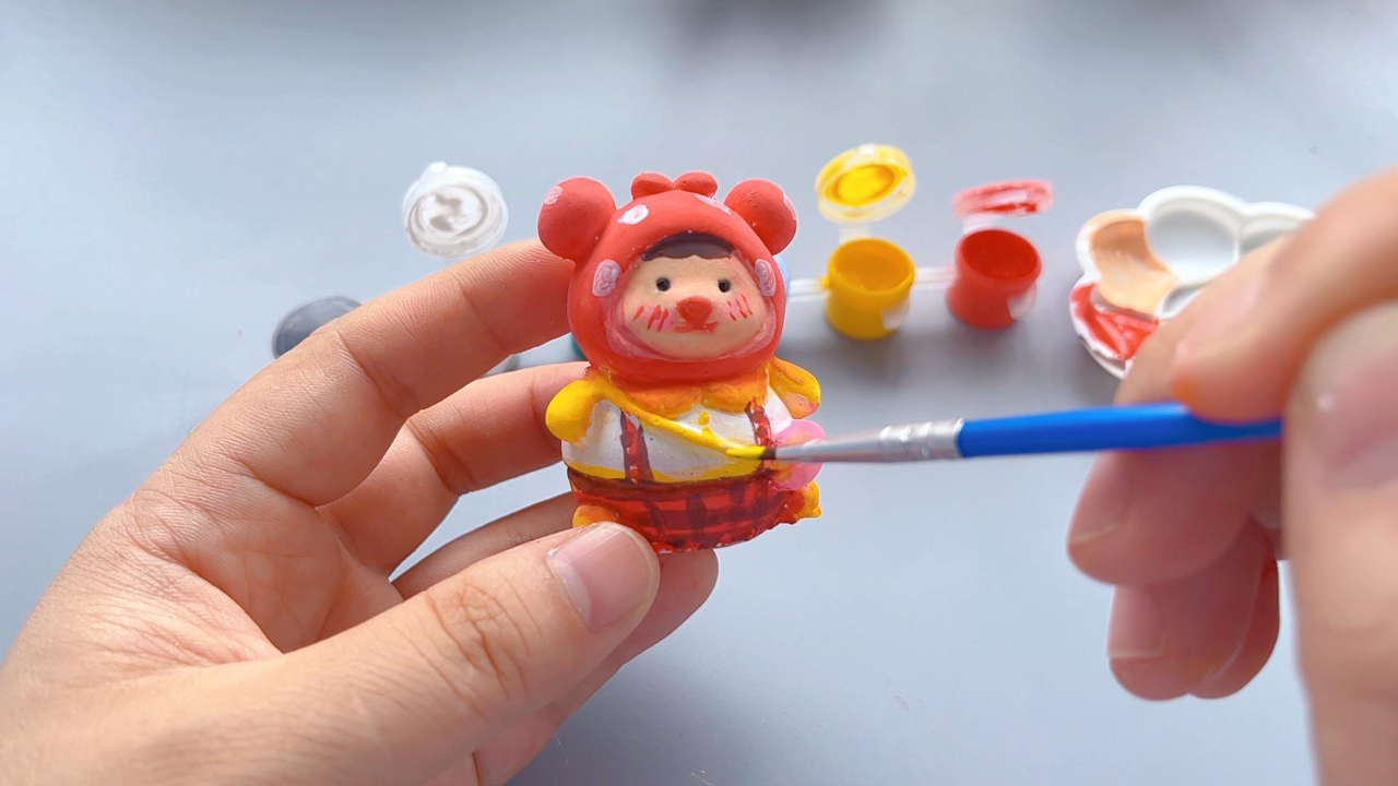 手工涂色小熊石膏娃娃,简单又可爱