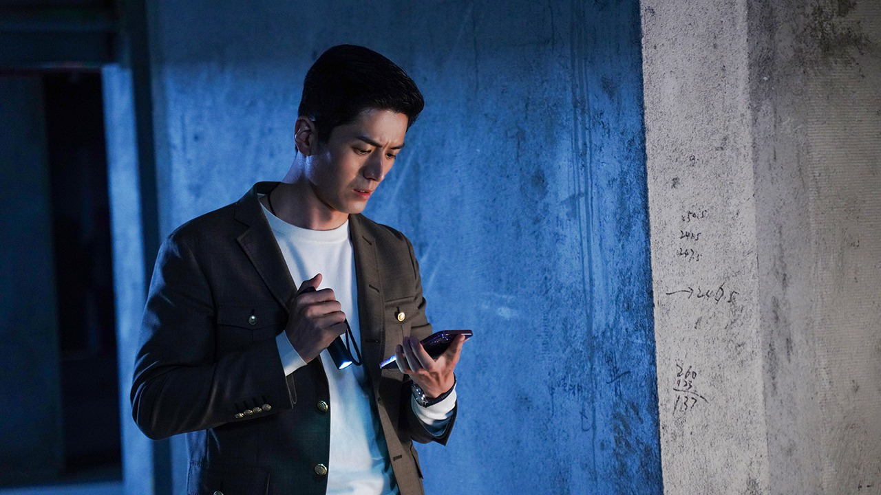 霸总为爱追踪御姐去向,意外抓住幕后黑手?