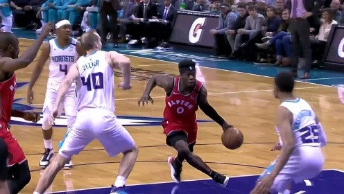 《NBA全场集锦》洛瑞一发灵性直塞！送到特伦斯手里空接劈扣2+1