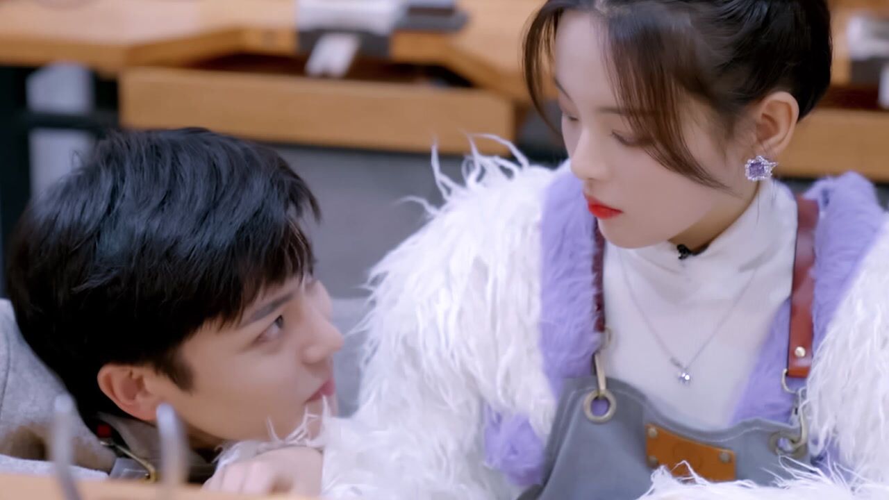 剧本2021-01-02期第3期:杨超越侯明昊演甜甜校园剧2021-01-09期第4期