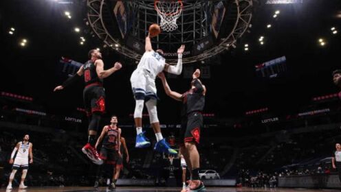 04月12日 NBA常规赛 公牛vs森林狼 NBA录像回放