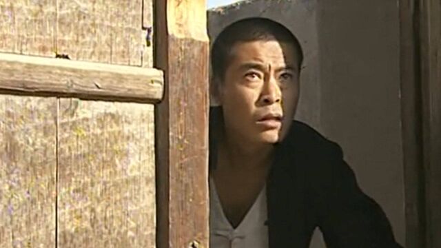 《黄河浪》第17集01:龚镇长,张七带队到青龙湾找人,高山趁乱偷了众人