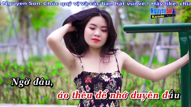 は Em Ch氡 Mặc Một Lần  Tone Nữ