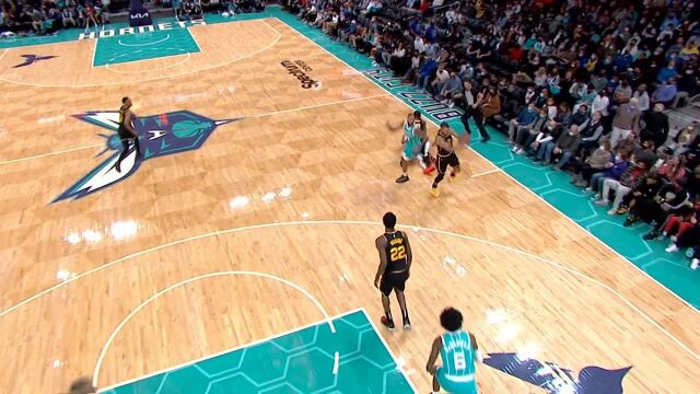 NBA常规赛:勇士vs黄蜂