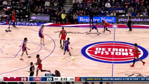 《NBA全场集锦》能串联能终结 奥利尼克诠释何为小球时代的中锋