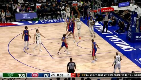 《NBA全场集锦》起飞！字母哥中路突破罚球线内一步起跳 大鹏展翅隔扣奥利尼克