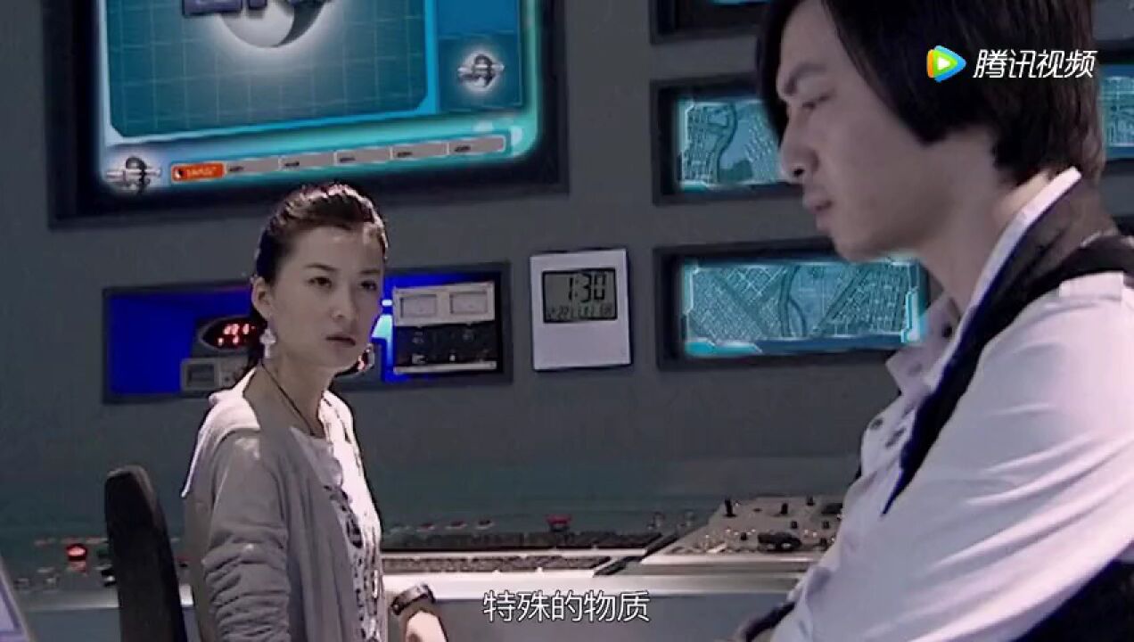 铠甲勇士铠传：为什么影界每次都能先一步找到铠甲召唤人，真令人好奇_腾讯视频