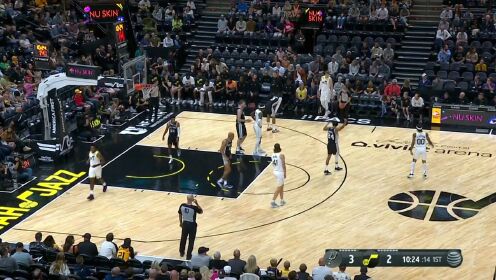 《NBA全场集锦》话不多说就是干！马尔卡宁边线发球克拉克森三分远射