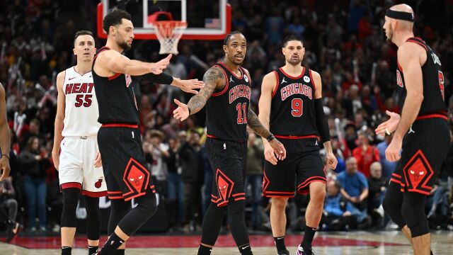 热火97-102公牛 德罗赞23分公牛21分逆转终结热火七连胜