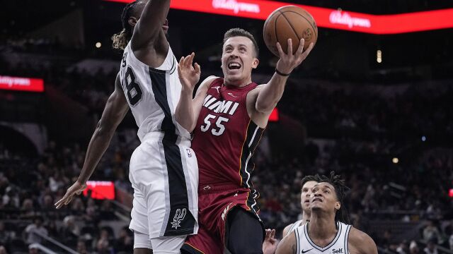 邓肯罗宾逊 vs马刺集锦 砍下26+5包揽球队进攻火力