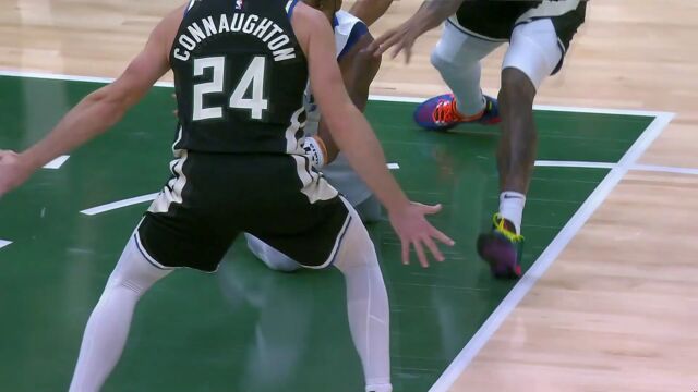 欧文vs雄鹿集锦 后程发力 爆砍全场最高39分