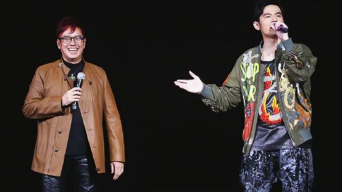 谭咏麟,周杰伦合唱  两代天王跨时代同台