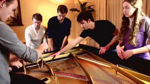 钢琴要被玩坏了 7个人创意演奏 单向乐队