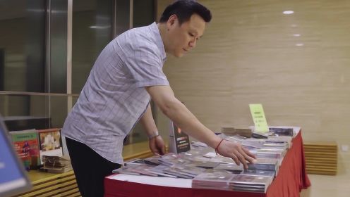 上海传奇唱片店，无店面搬迁3千次却火爆15年，秘诀竟是它！