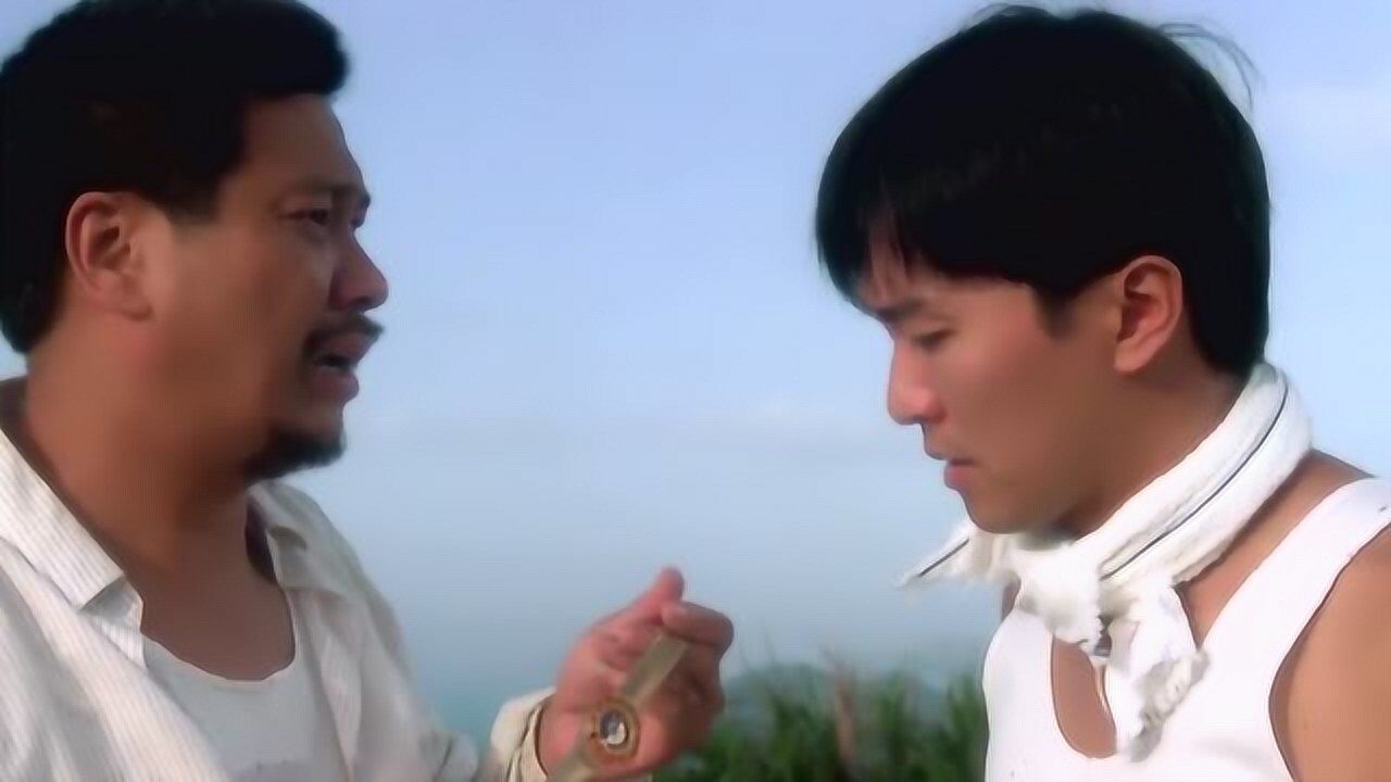 吴孟达教周星驰练无敌风火轮良心发现之时自己不慎跌落下来