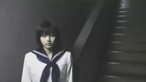 小涛电影解说: 9分钟看日本经典恐怖电影《怪谈新耳袋之鬼吓八》