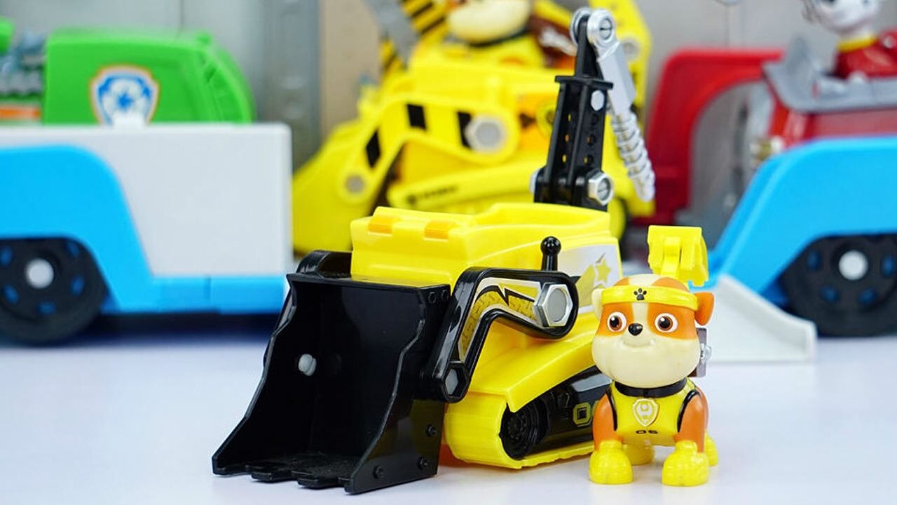 《玩具》汪汪队立大功之全明星版小力与工程车,配色超炫酷!