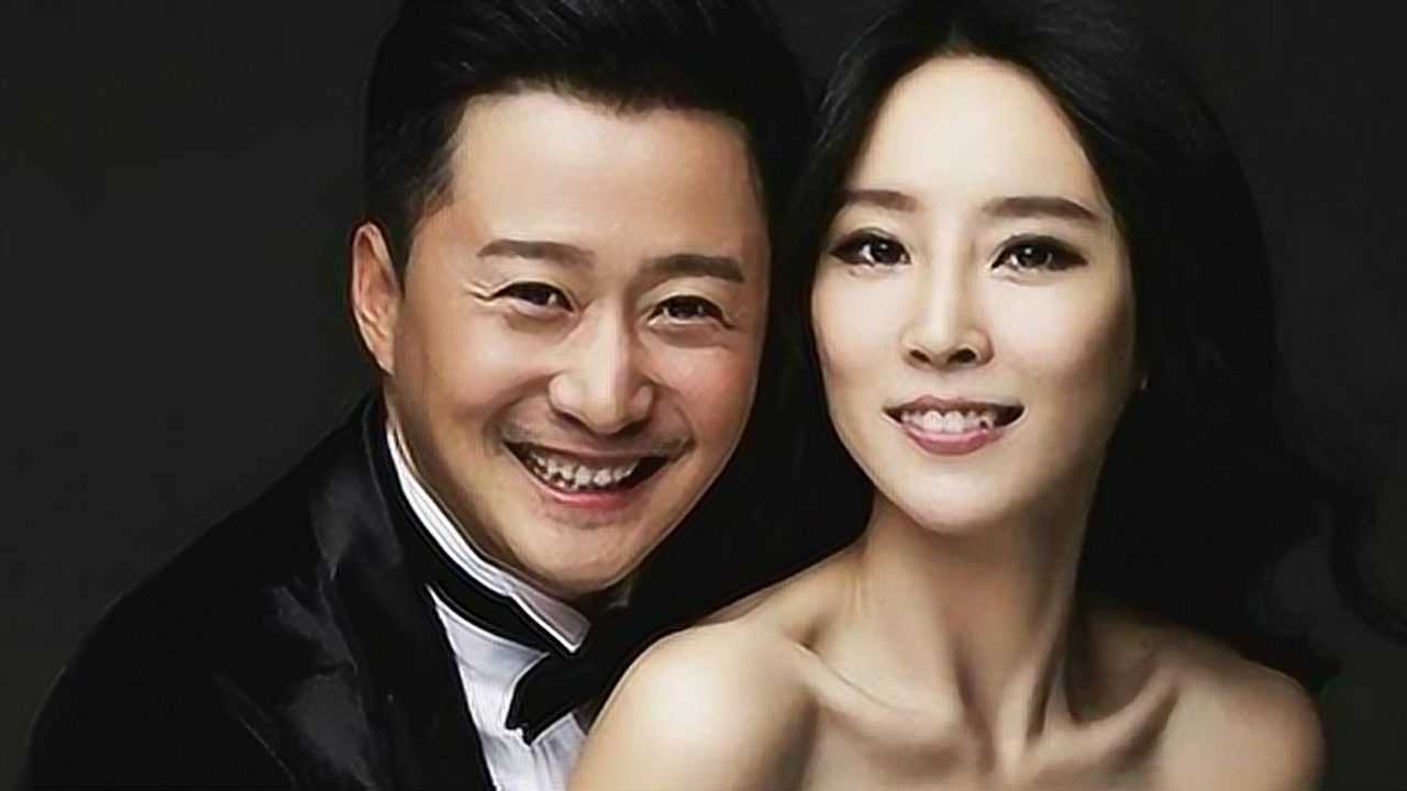 吴京谢楠床上秀甜蜜 谢楠:老公我美不美?