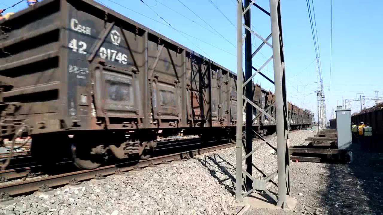 长春工务段卸砟快闪