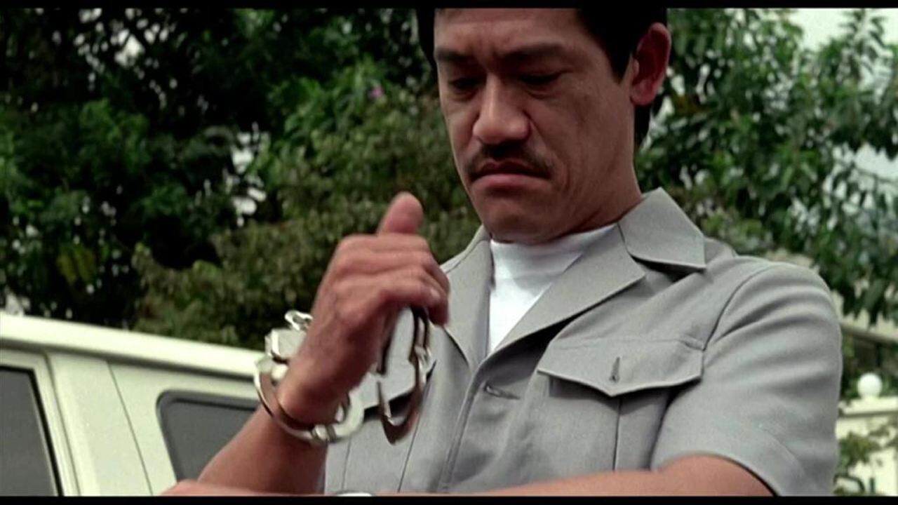 奇谋妙计五福星吴耀汉胆子还真不小偷轮胎偷到警察头上