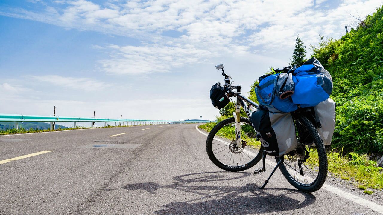 骑行圈推荐 独库公路骑行 第五集 217 218国道交汇处-巴音布鲁克