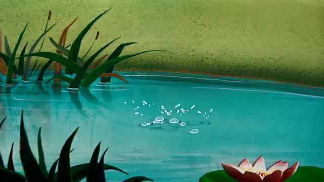 杰瑞被汤姆顺进了水里杰瑞把汤姆摔到地上反正谁都不亏