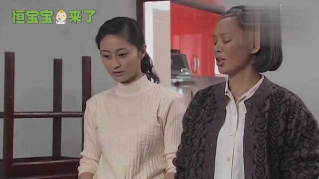 一首《十跪爹娘》泪奔,歌曲催人泪下,父母的恩,十跪远远不够