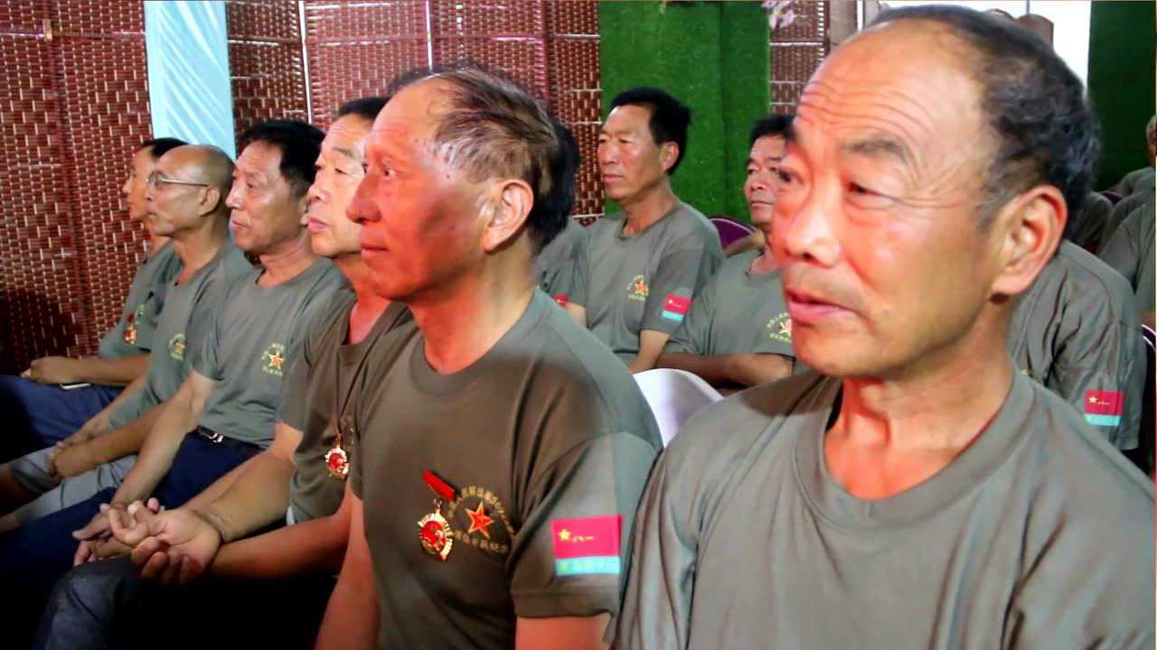 新疆边防十三团 四十年战友情深