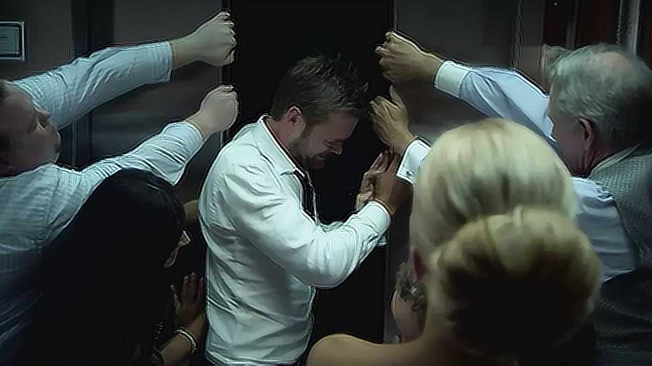 四分钟看完美国惊悚片电梯惊魂