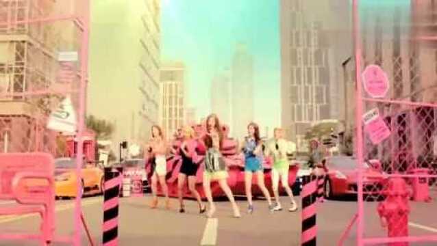 fx歌曲《Hot Summer》MV,曾经的实力女团,如今让人唏嘘