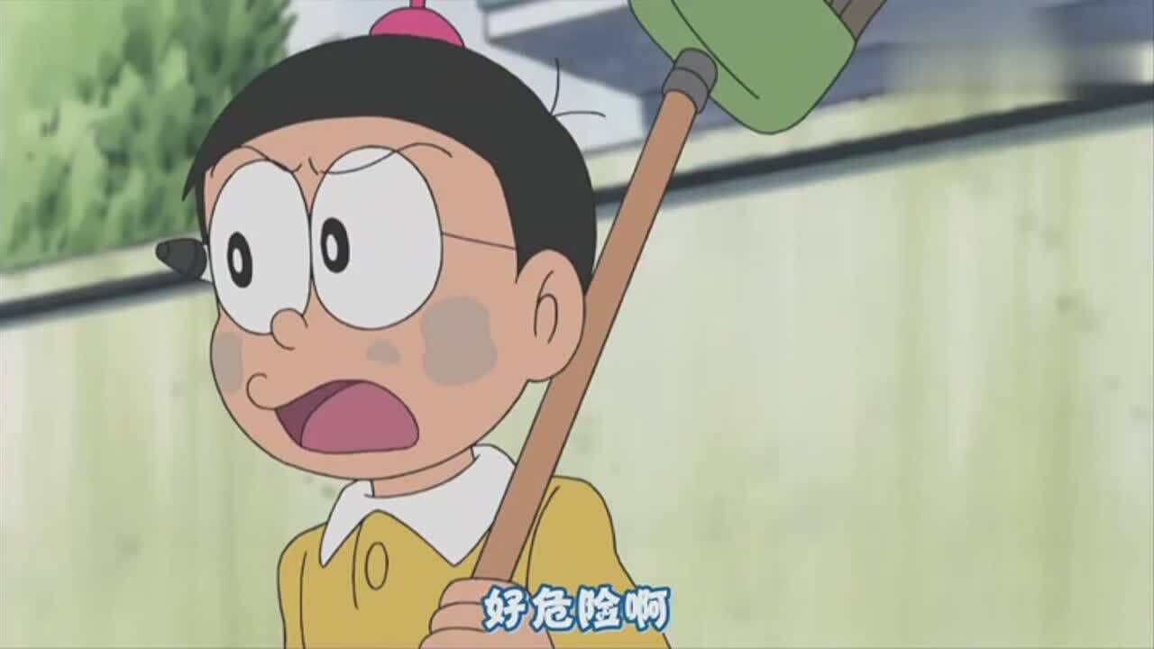 哆啦a梦:大雄碰到了美女明星,还要到了明星伊藤翼的签名!