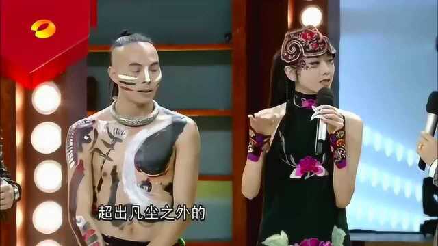 杨丽萍让弟子虾嘎演神灵,这种艺术让网友直呼理解不了