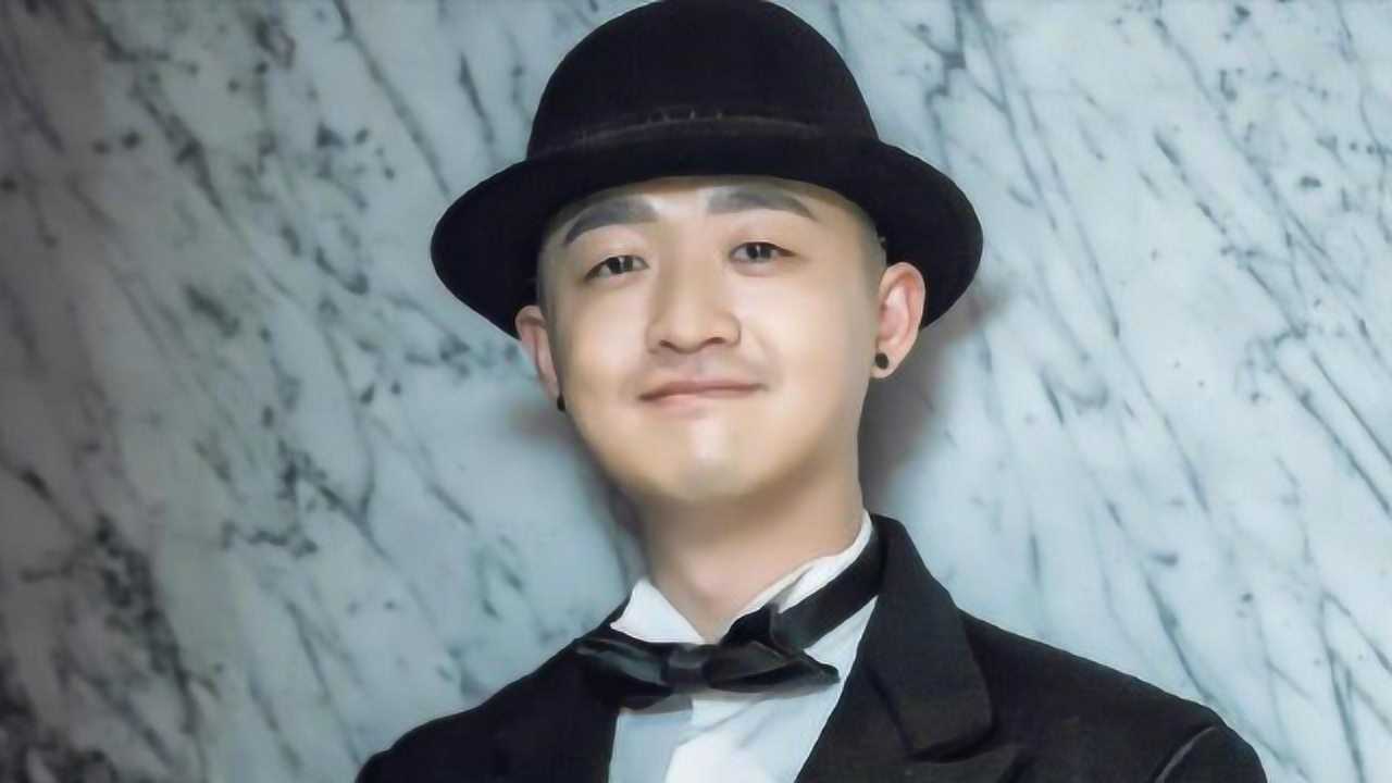 包贝尔被怒怼在别人的电影首映礼上宣传自己面对恶评他作出回应