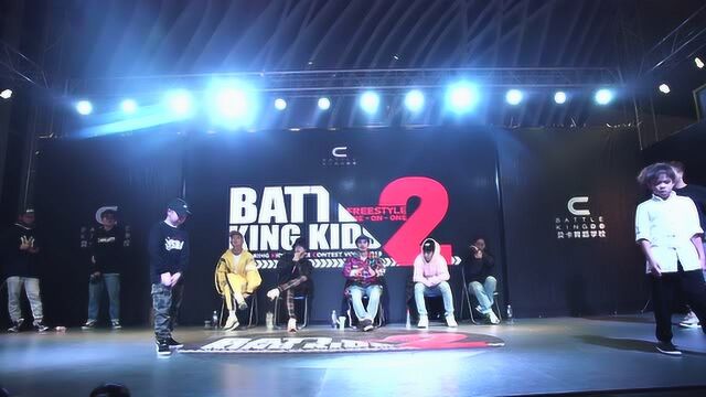 Battle King Kids VOL.2 少儿街舞大赛8进4 王果 vs 柯东耀W