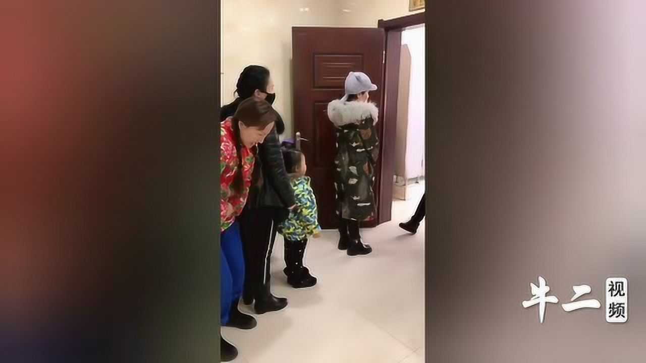 上个厕所等那么久白等了，最后实在是没憋住尿裤子，尴尬了！_腾讯视频
