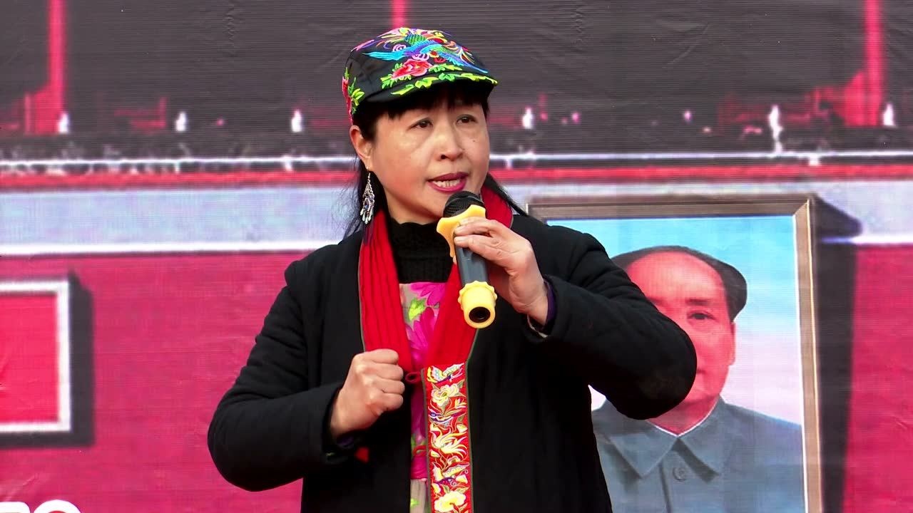 青年演员李桂兰演唱 《红灯记》选段