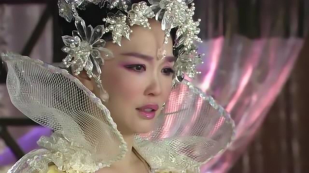 范文芳出演活佛济公精湛演技诠释天蚕变