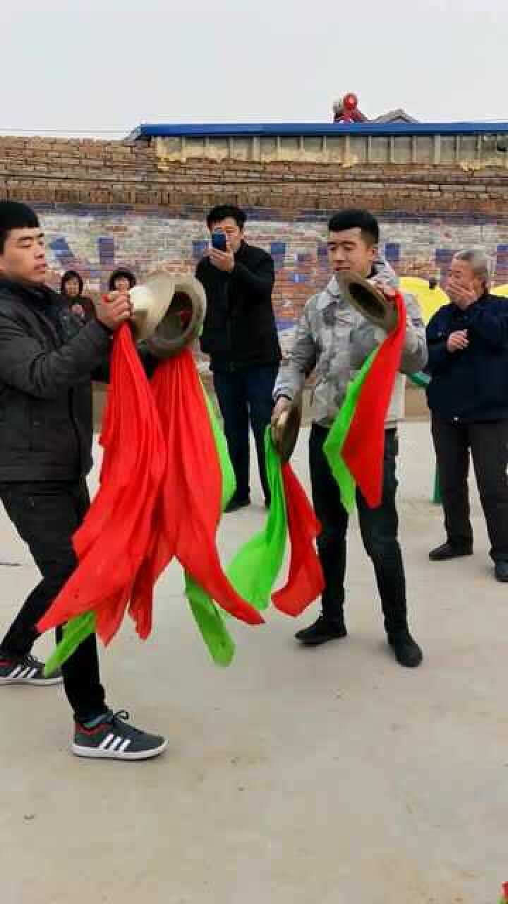 高手在民间,小伙这大镲表演的绝了