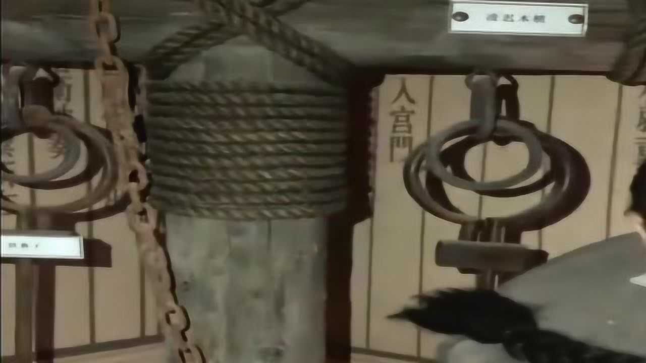 古代刑罚"千刀万剐"现场,一般用于重刑犯人,一刀一刀片肉!