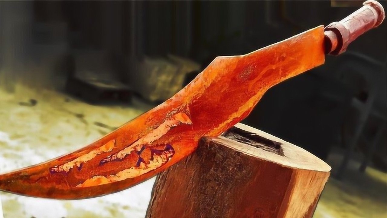 牛人捡了一把生锈的破刀,经过仔细打磨后,网友:学到新技能了