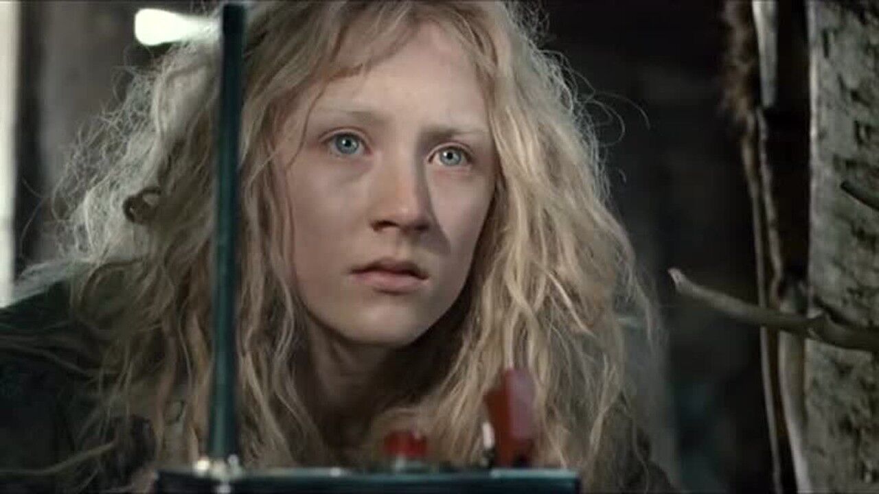 最新美剧《汉娜》,美少女的杀手养成记,看完第一集我已经无法自拔