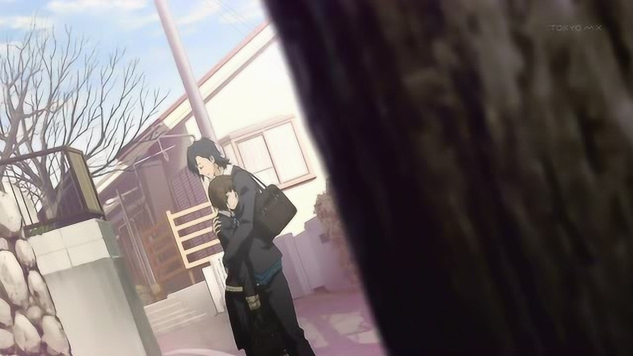 女生被校草一把拉过揽入怀里,校草撒娇:能不能用爱称喊我名字!_动漫_高清完整版视频在线观看_腾讯视频